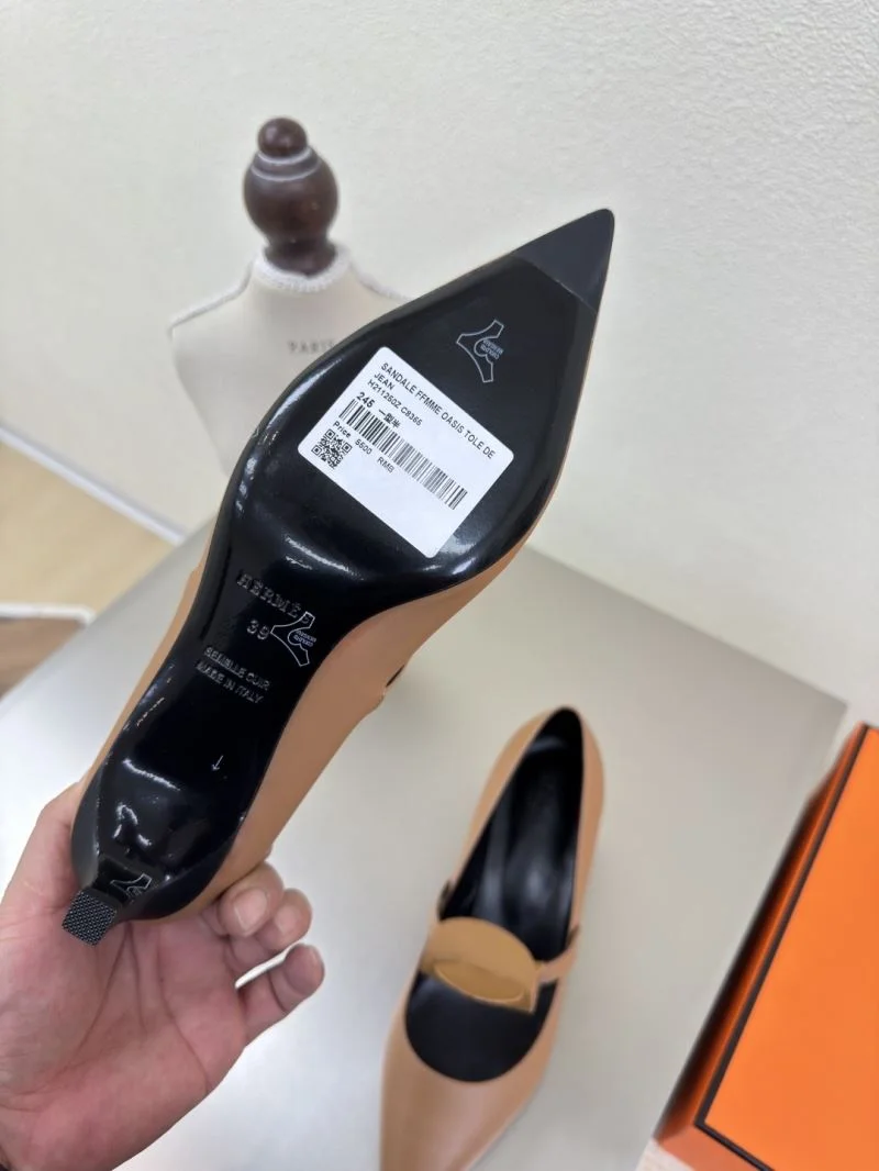 Hermes Low Shoes EyeCatching 27672