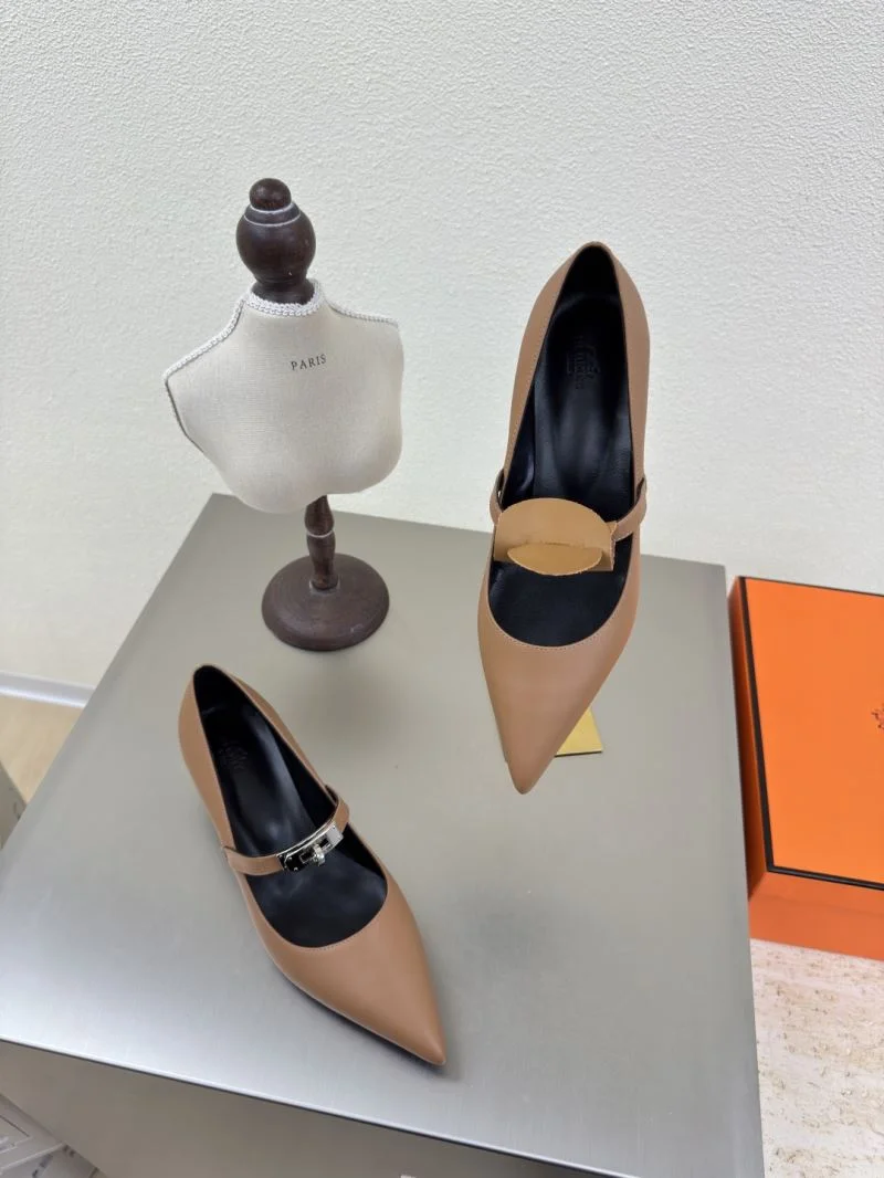 Hermes Low Shoes EyeCatching 27672