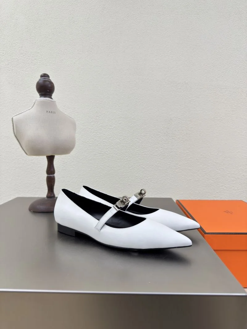 Hermes Low Shoes Vibrant 27668