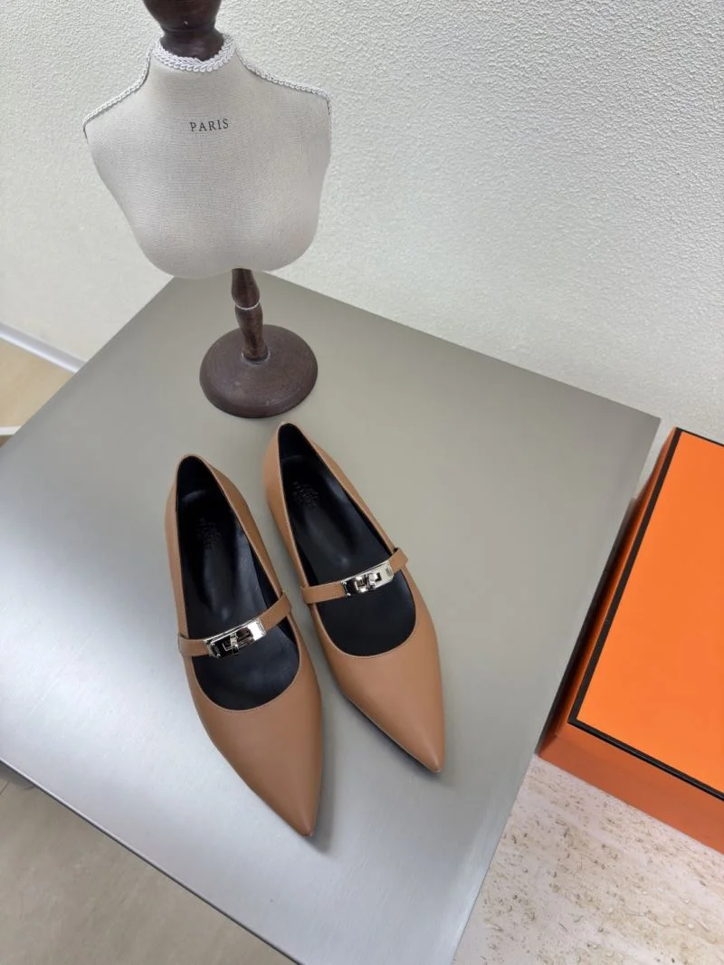 Stylish Hermes Low Shoes 27666