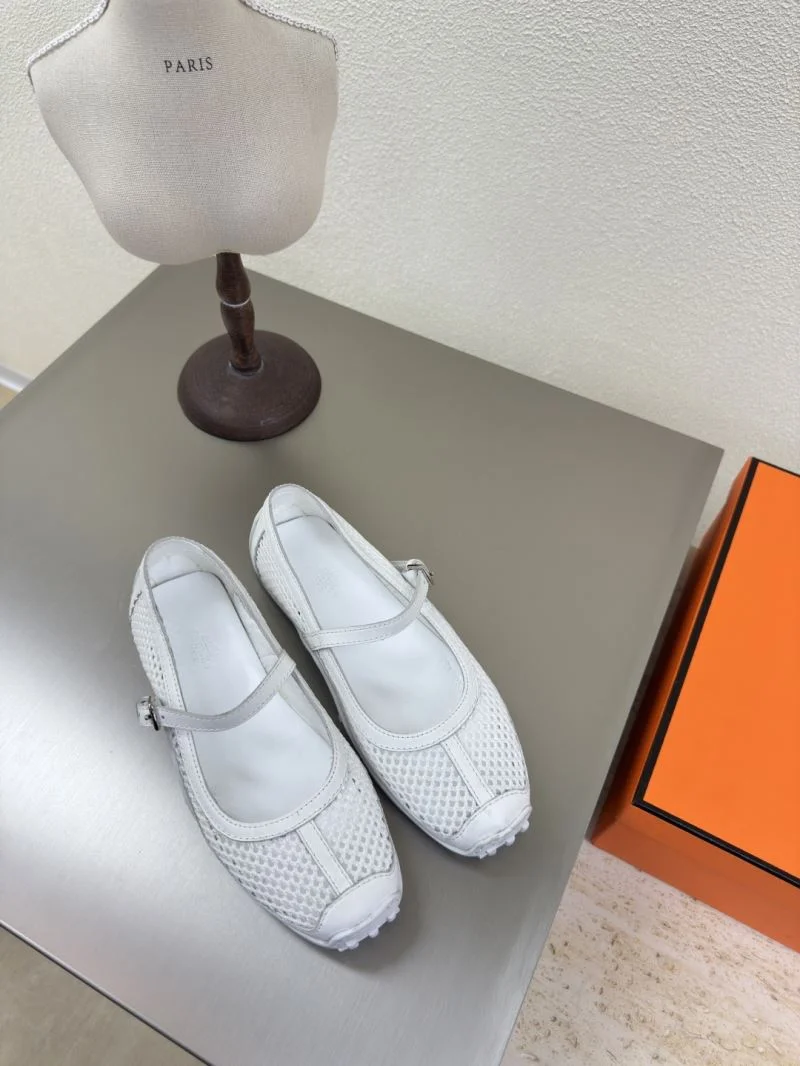 Hermes Low Shoes Stretchable 27665