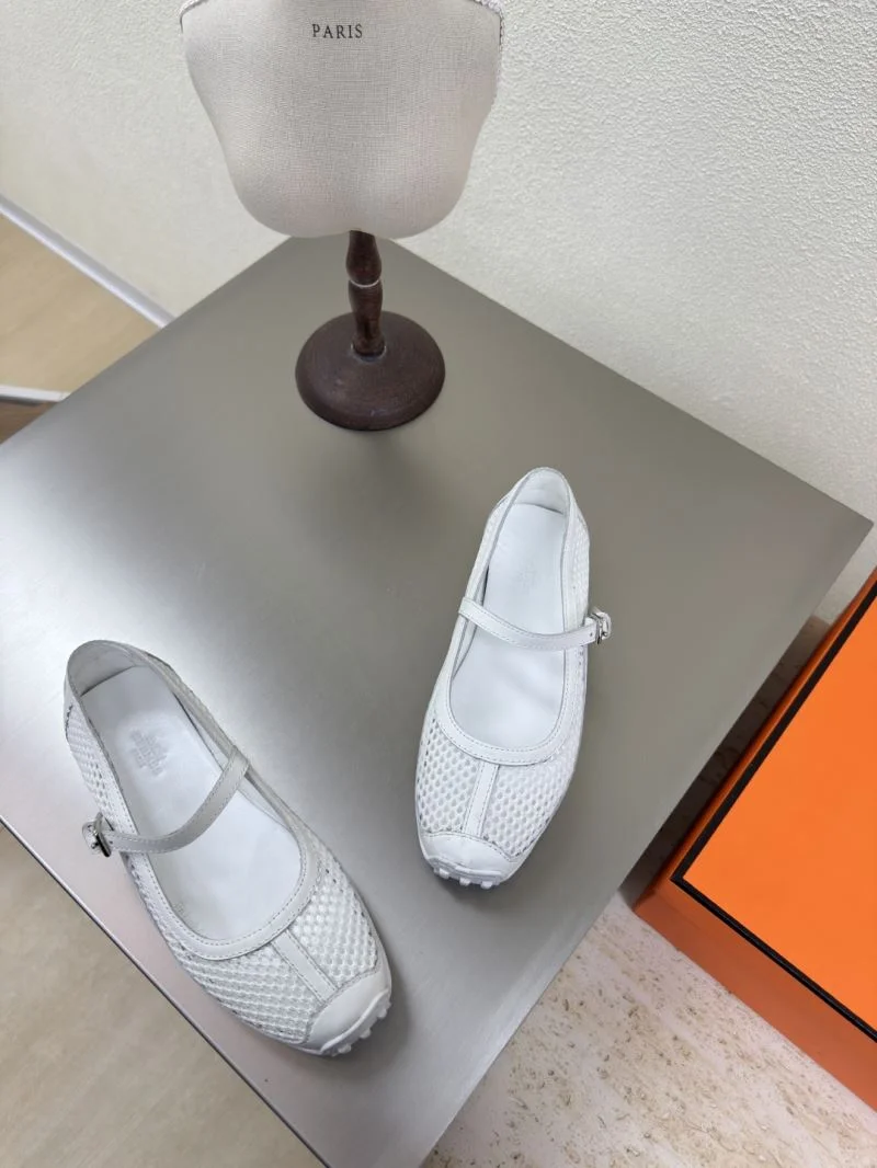 Hermes Low Shoes Stretchable 27665