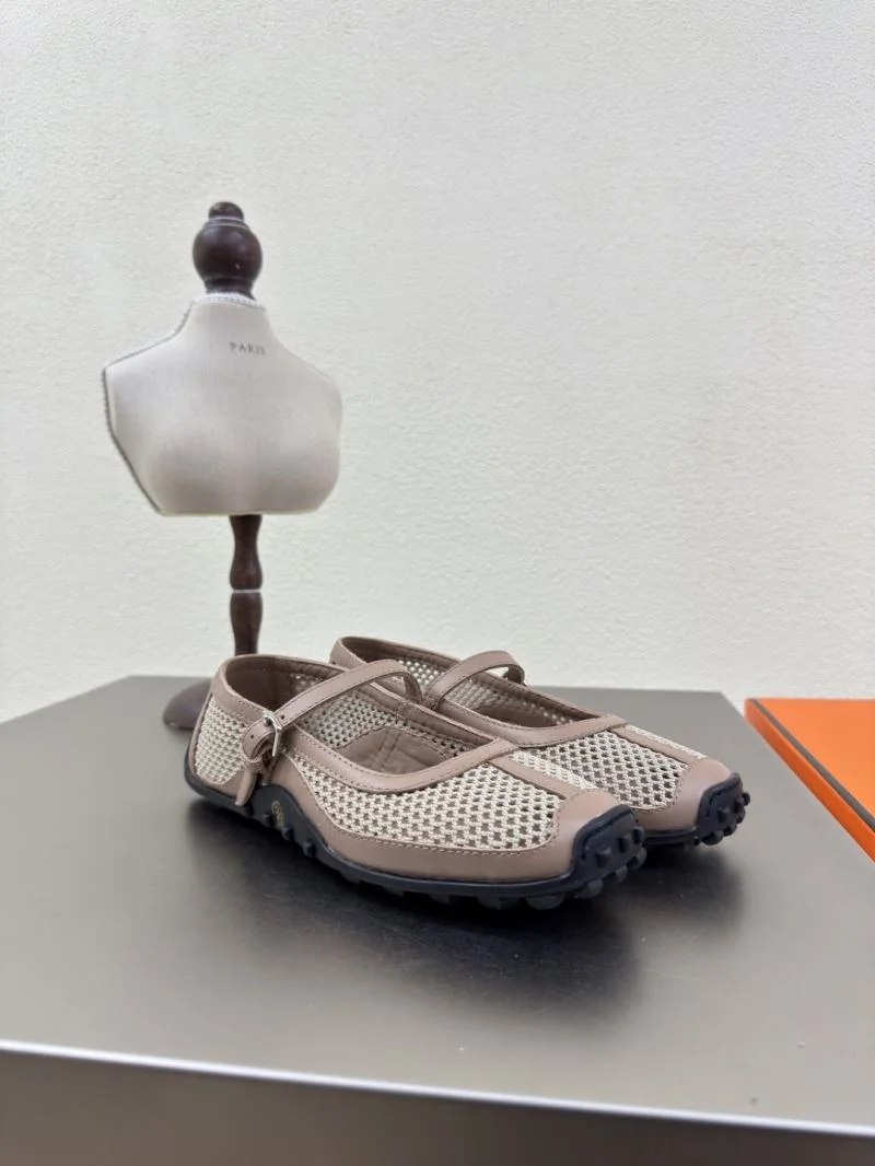 ComfortFit Hermes Low Shoes 27667