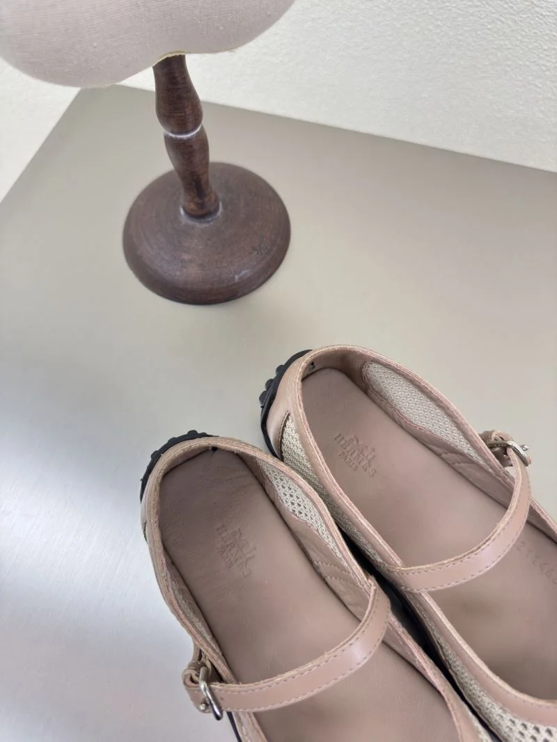 ComfortFit Hermes Low Shoes 27667