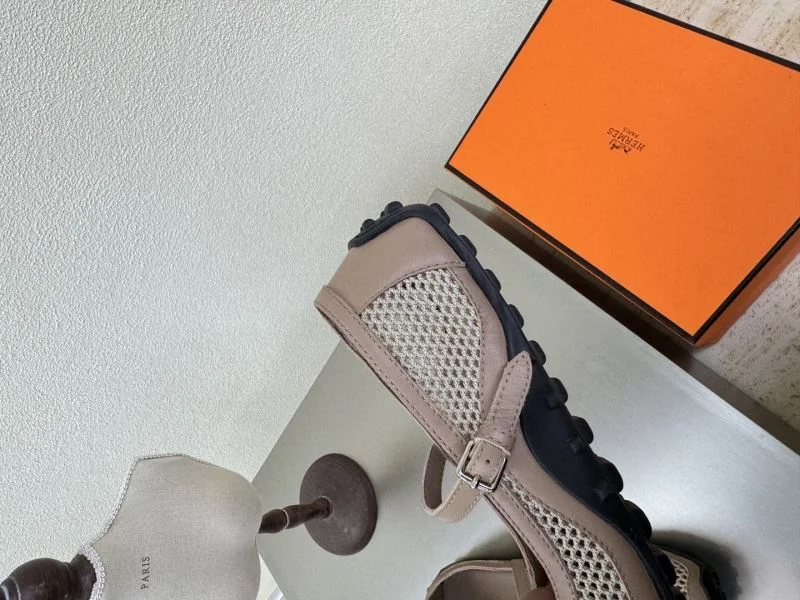 ComfortFit Hermes Low Shoes 27667