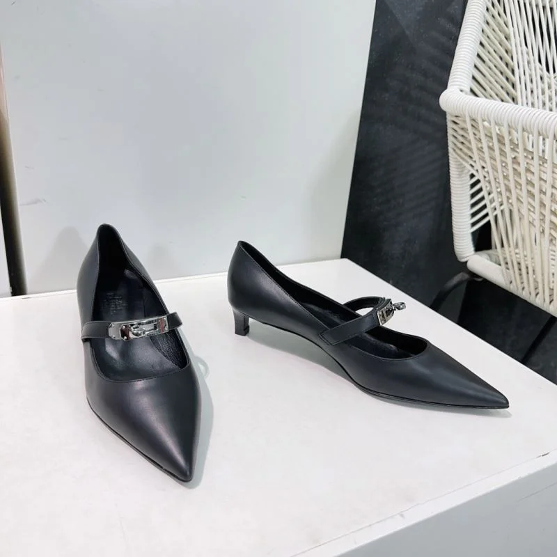Hermes Low Shoes Unisex 27654