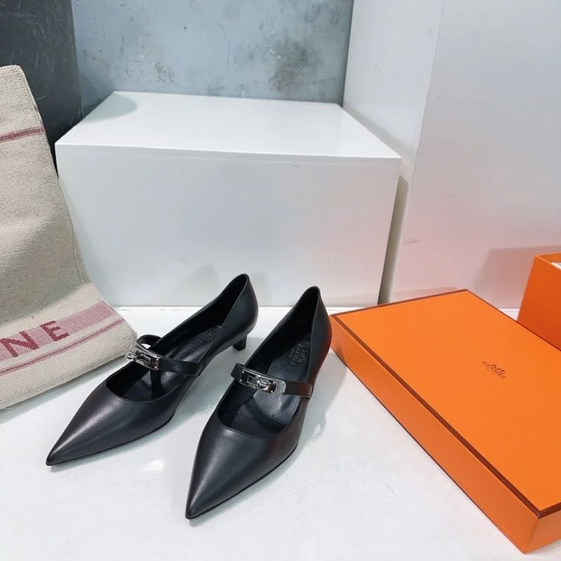 Hermes Low Shoes Unisex 27654