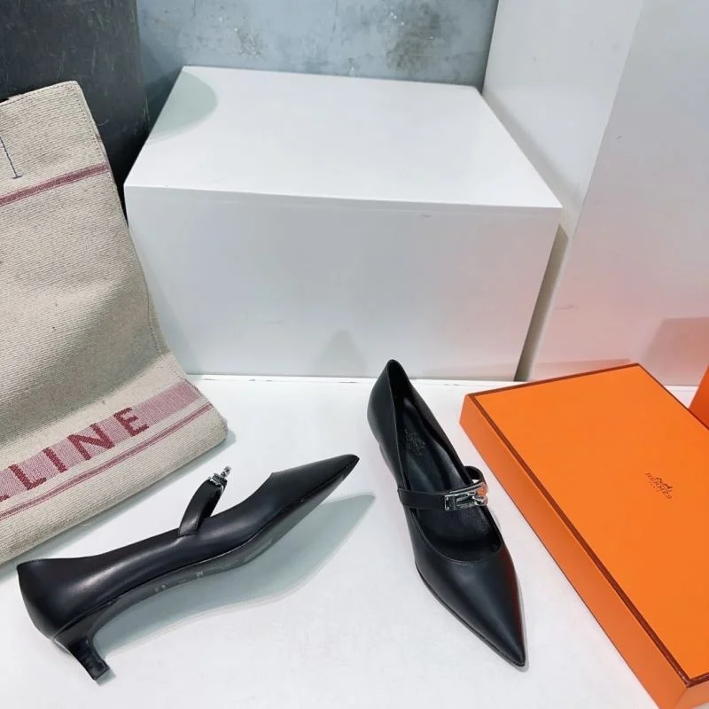 Hermes Low Shoes Unisex 27654