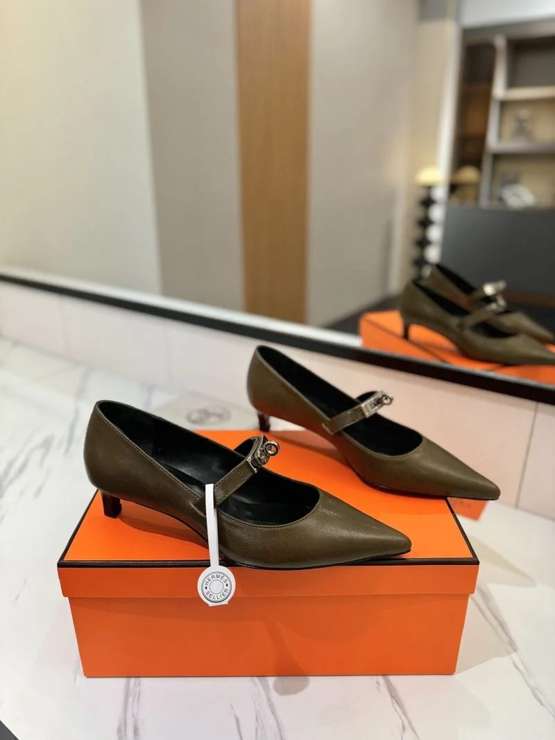 Hermes Low Shoes Supportive 27650