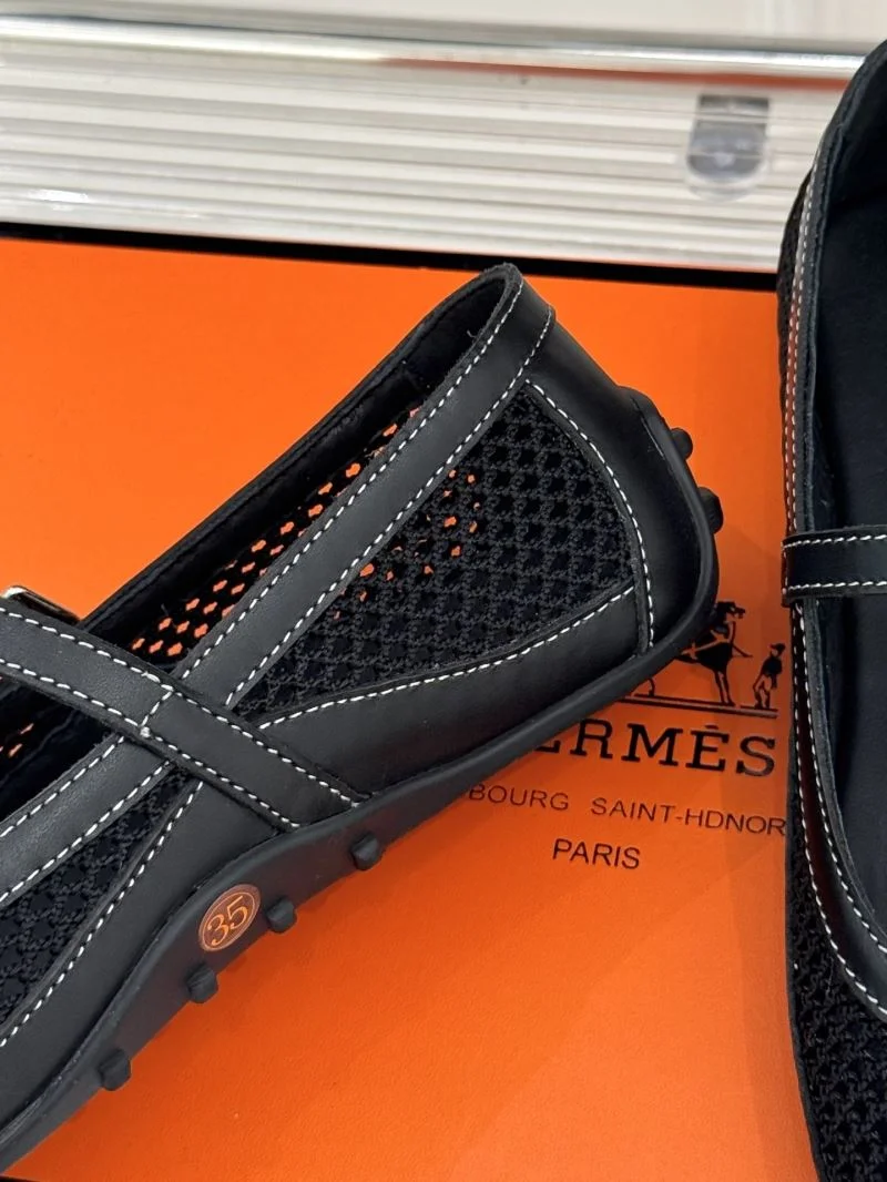Hermes Low Shoes Stylish 27634