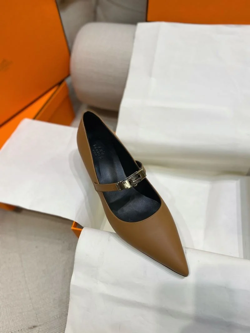 Practical Hermes Low Shoes 27632