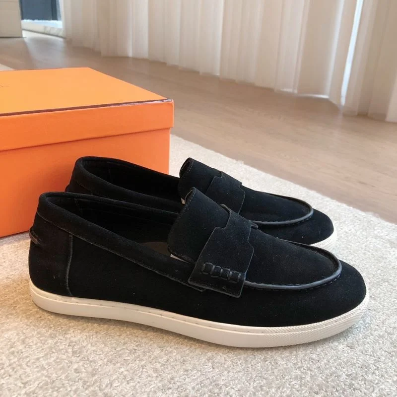 Flexible Hermes Low Shoes 27300