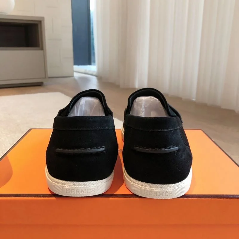 Flexible Hermes Low Shoes 27300