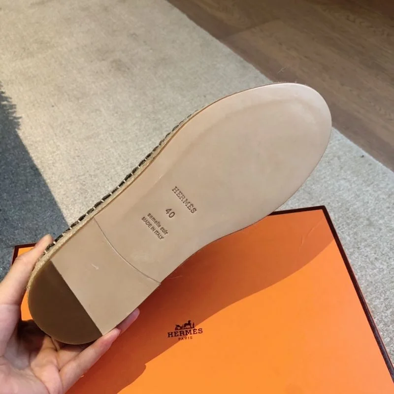 Refined Hermes Low Shoes 27258