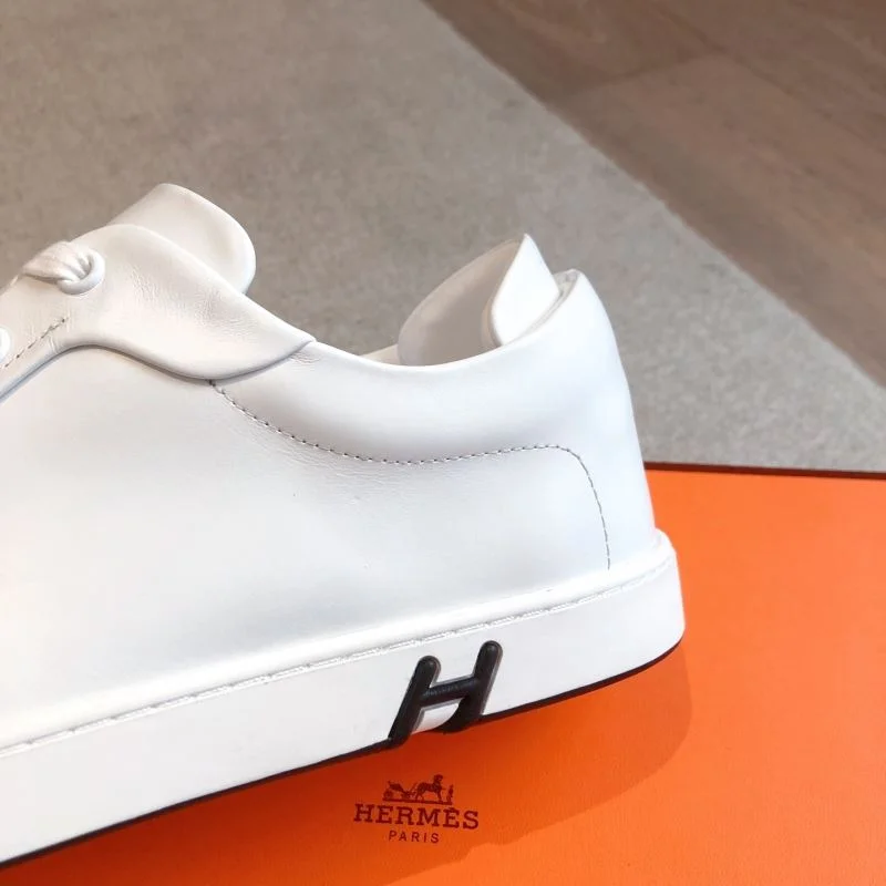 Snug Hermes Low Shoes 27190