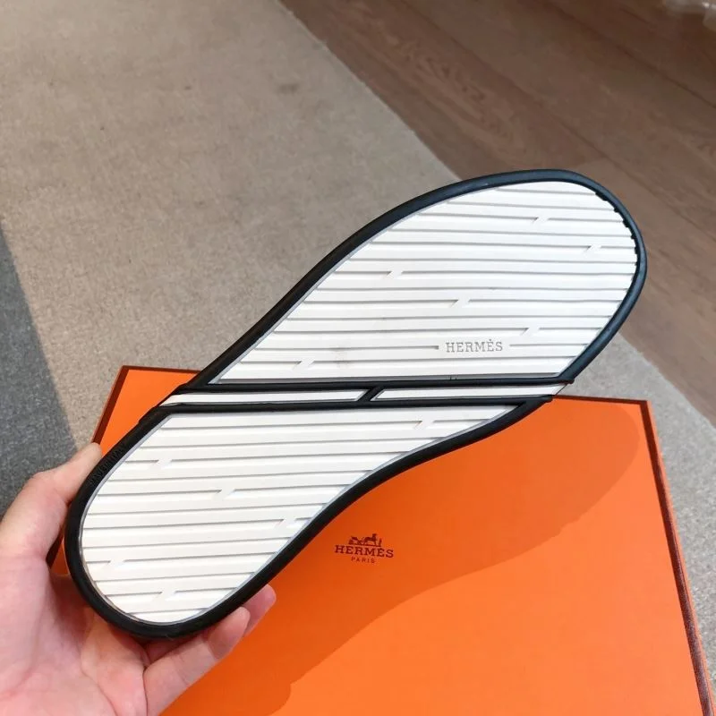 Snug Hermes Low Shoes 27190
