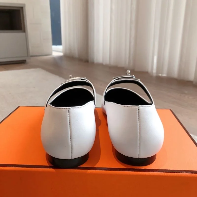 Hermes Low Shoes Bright 27174
