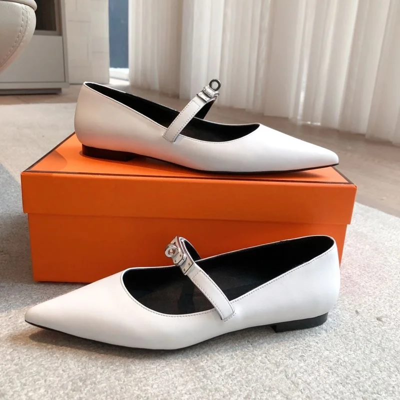 Hermes Low Shoes Bright 27174