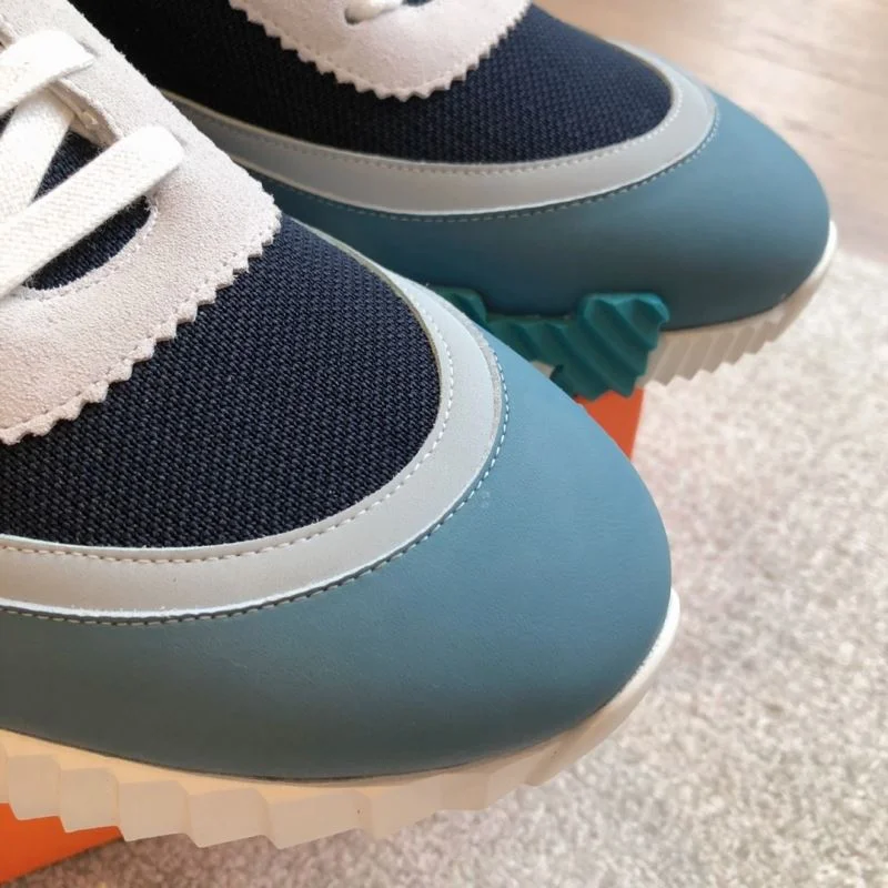 Versatile Hermes Low Shoes 27154