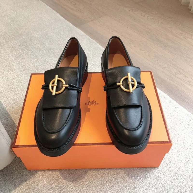Hermes Low Shoes Versatile 27136