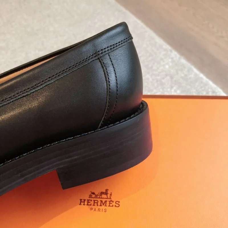 Hermes Low Shoes Versatile 27136