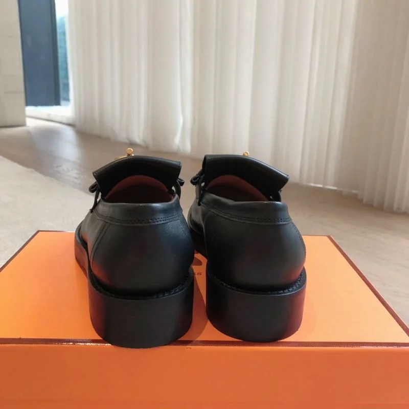 Hermes Low Shoes Versatile 27136