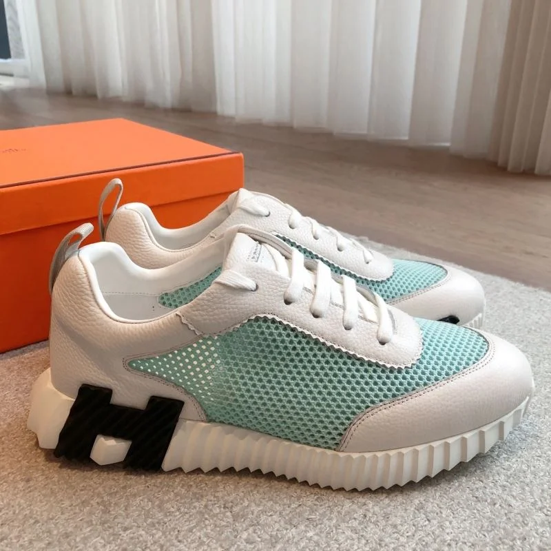 Flexible Hermes Low Shoes 27119
