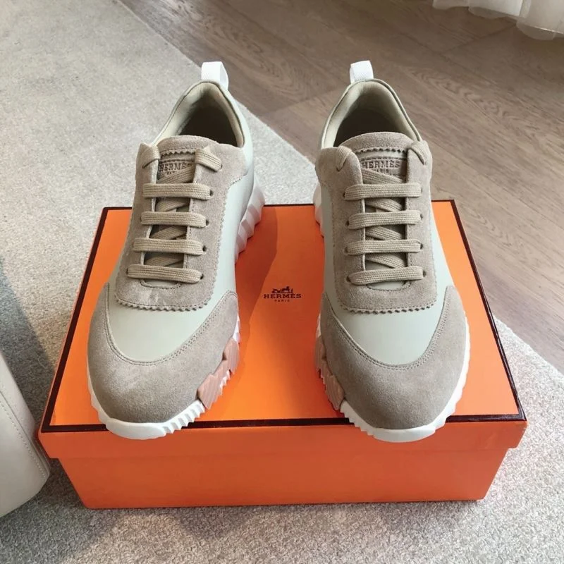 Lightweight Hermes Low Shoes 27115