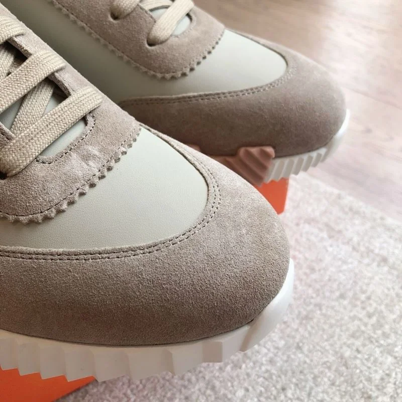 Lightweight Hermes Low Shoes 27115