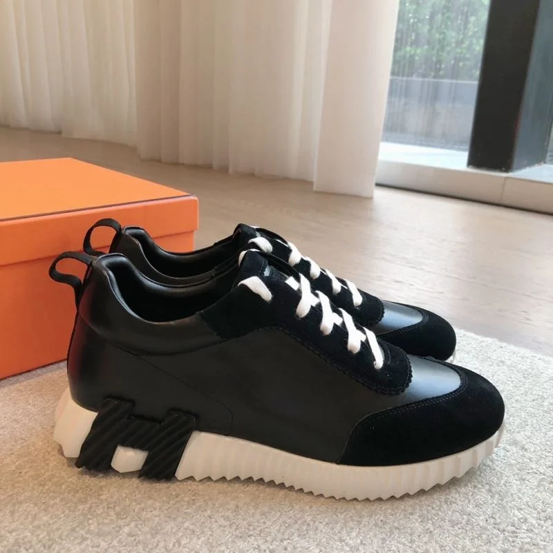 Supportive Hermes Low Shoes 27104