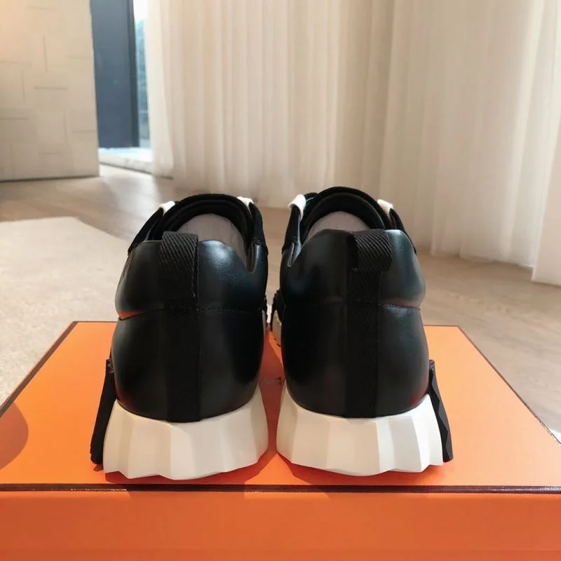 Supportive Hermes Low Shoes 27104