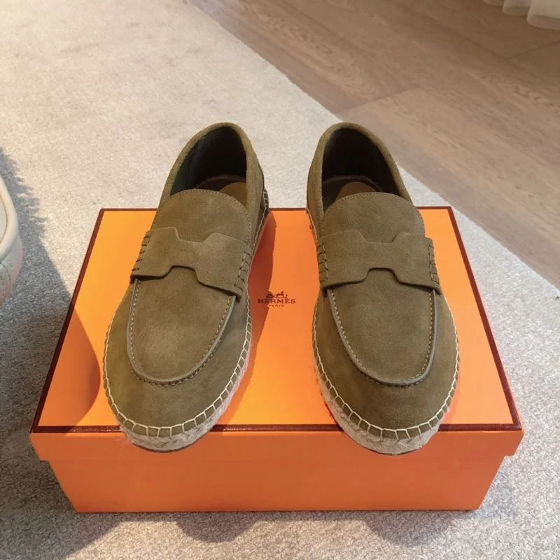 Sleek Hermes Low Shoes 27049