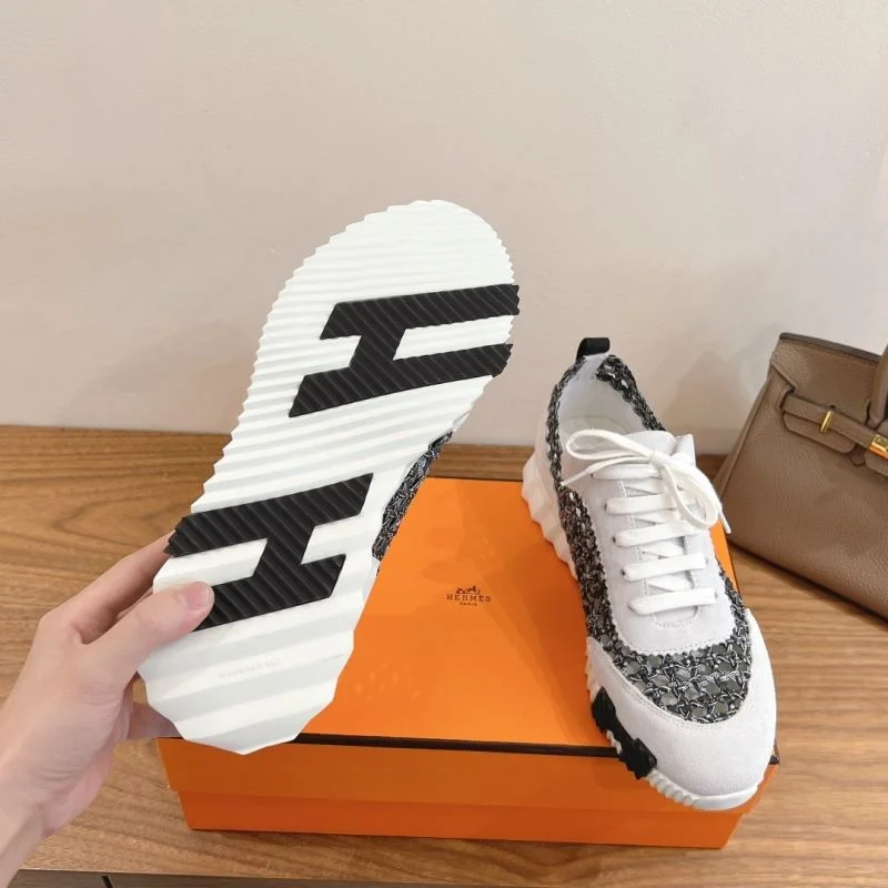 Neat Hermes Low Shoes 27044