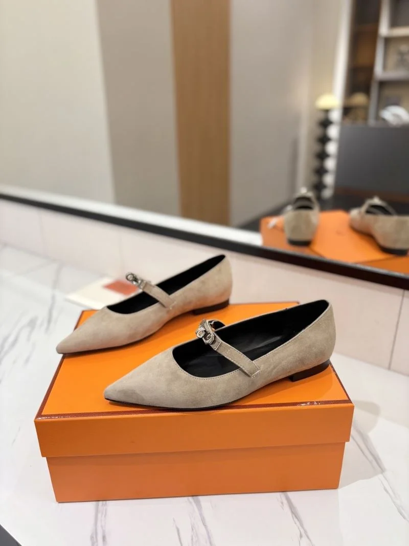 TravelReady Hermes Low Shoes 26999
