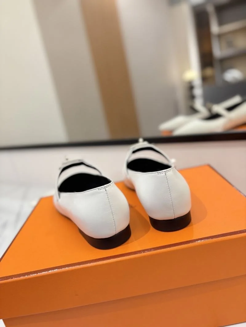 Hermes Low Shoes Classic 27003