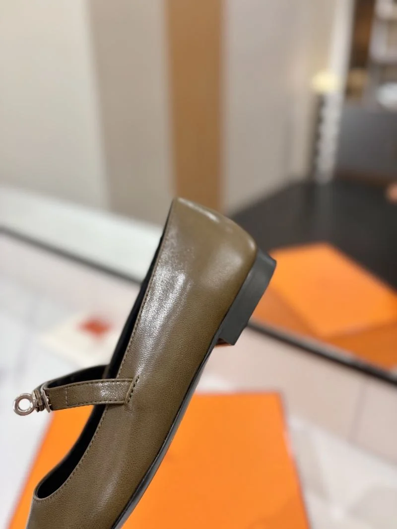 Hermes Low Shoes WeatherProof 26995