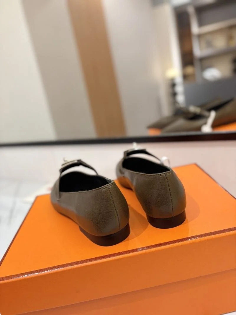 Hermes Low Shoes WeatherProof 26995