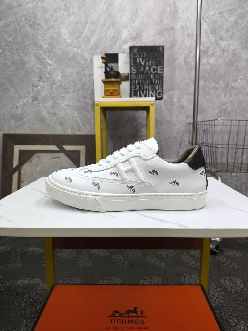 Vibrant Hermes Low Shoes 27861