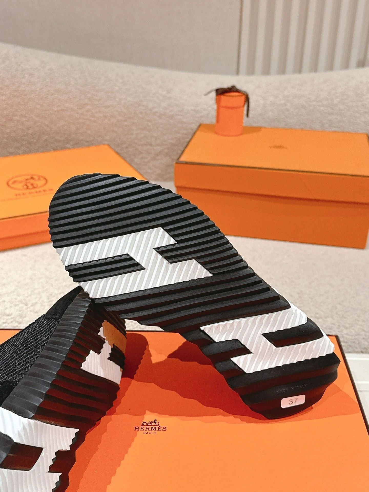 Hermes Low Shoes FreshLook 26660