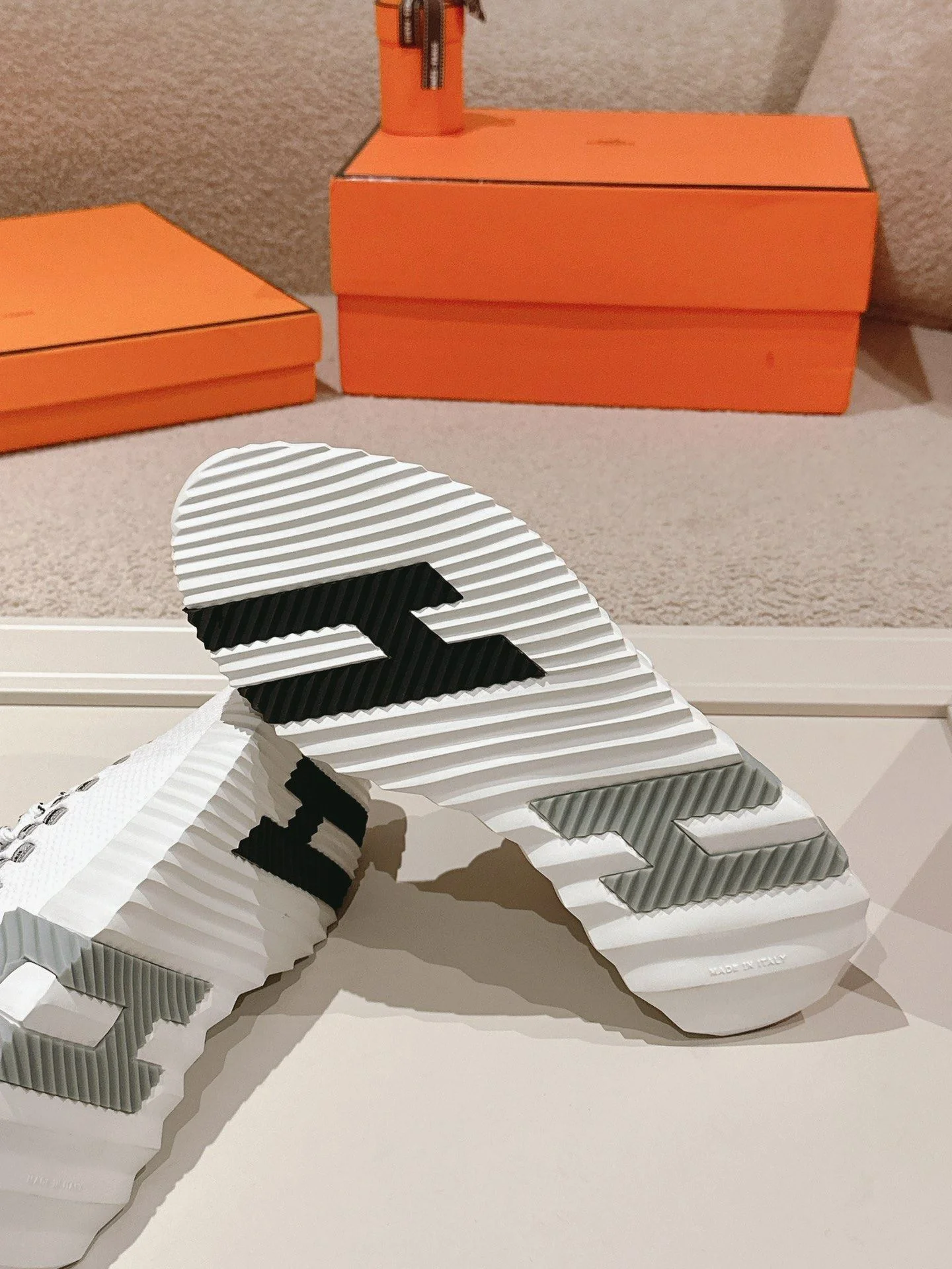 Popular Hermes Low Shoes 26666