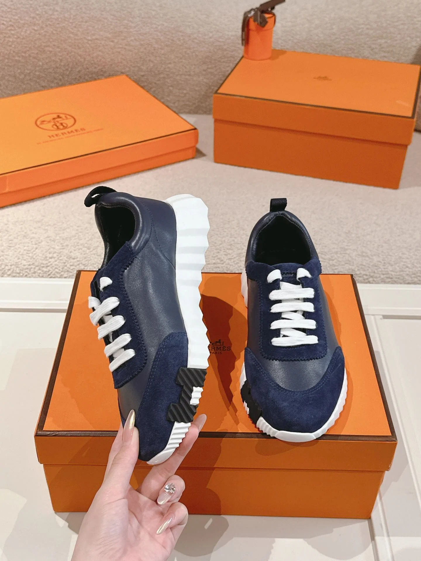 SoftTouch Hermes Low Shoes 26636