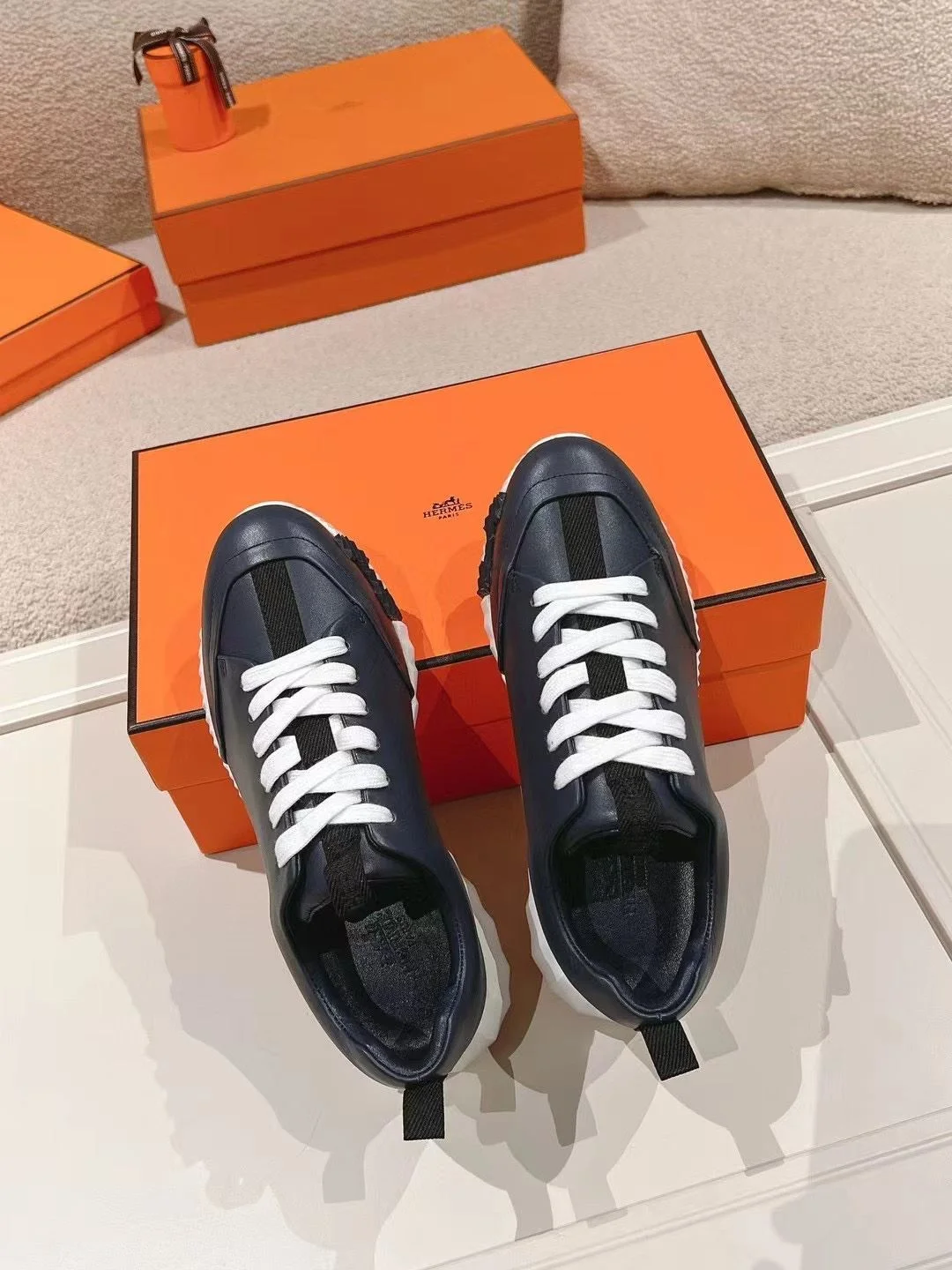 WrinkleFree Hermes Low Shoes 26613