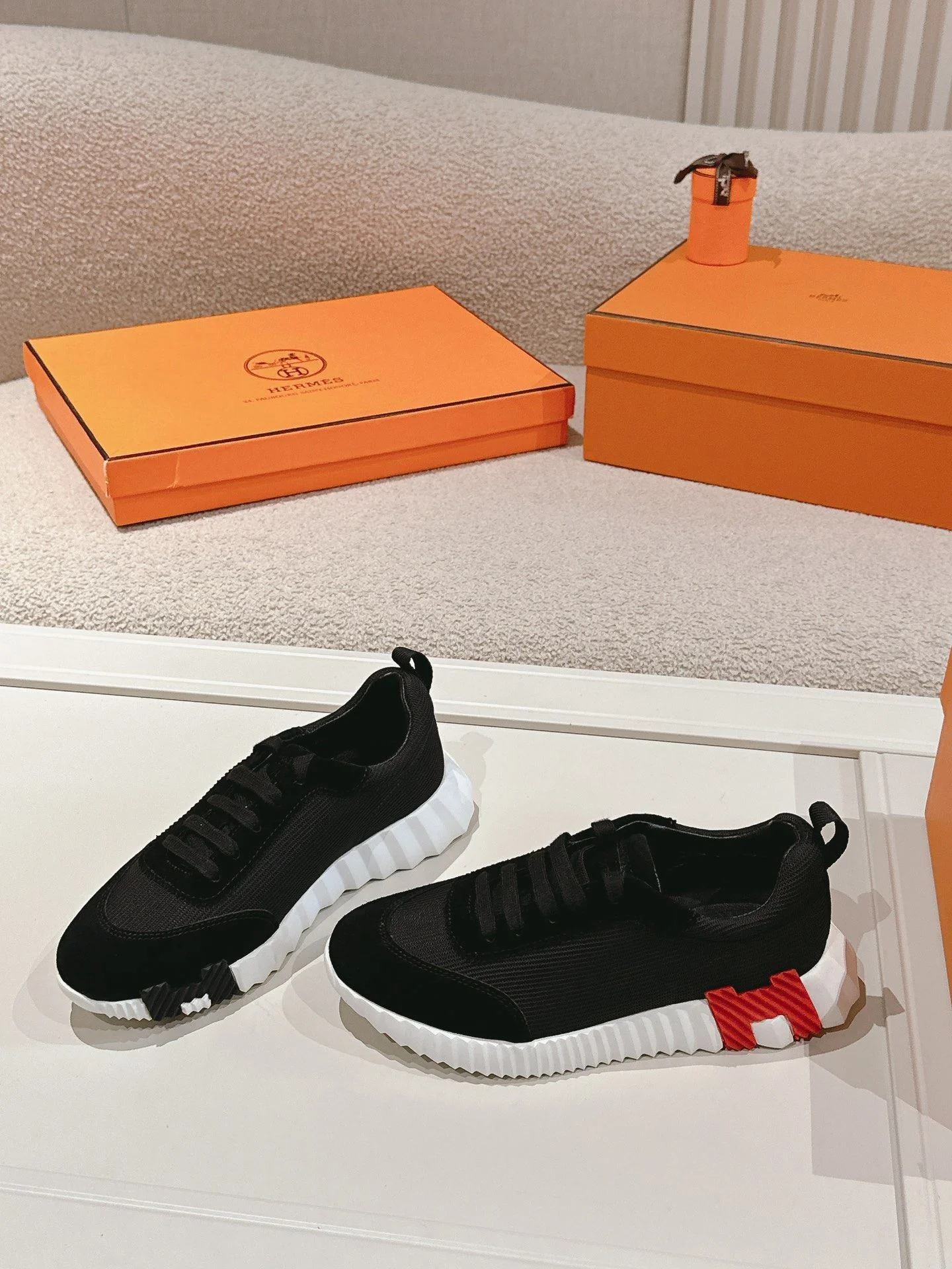 Hermes Low Shoes TechFriendly 26608