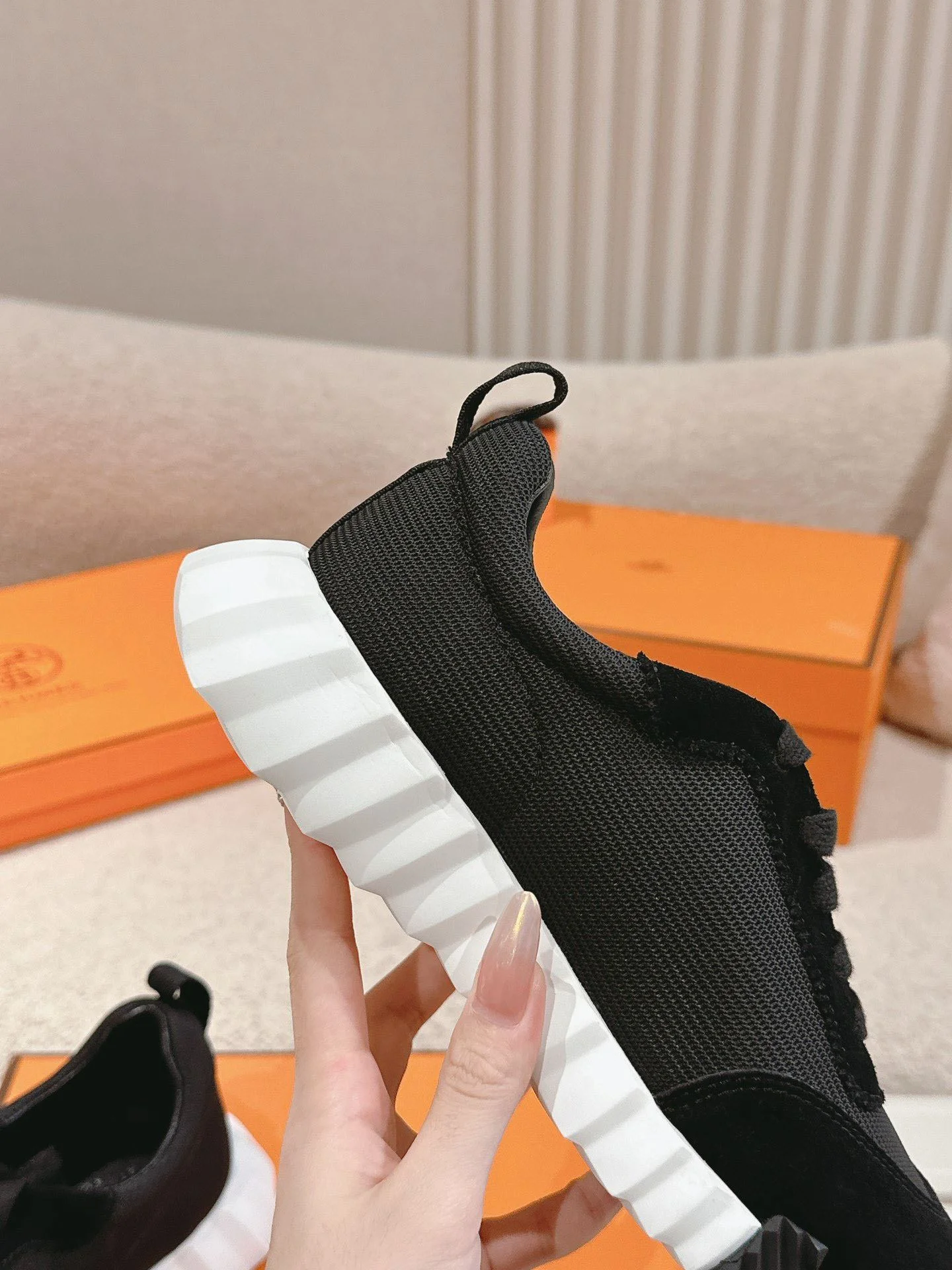 Hermes Low Shoes TechFriendly 26608