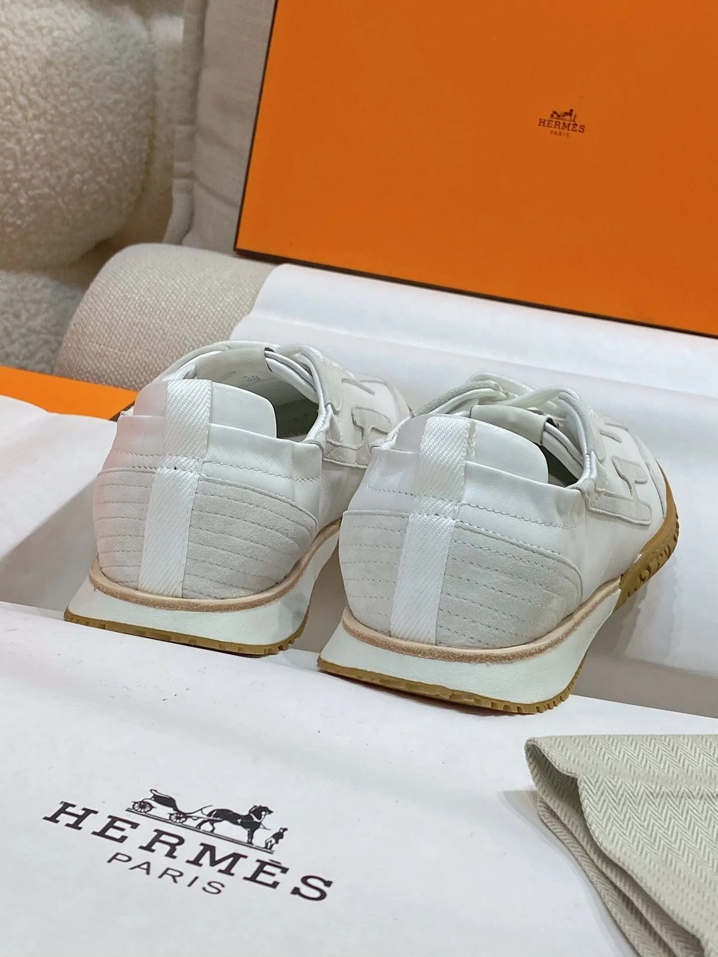 MoistureWicking Hermes Low Shoes 26591