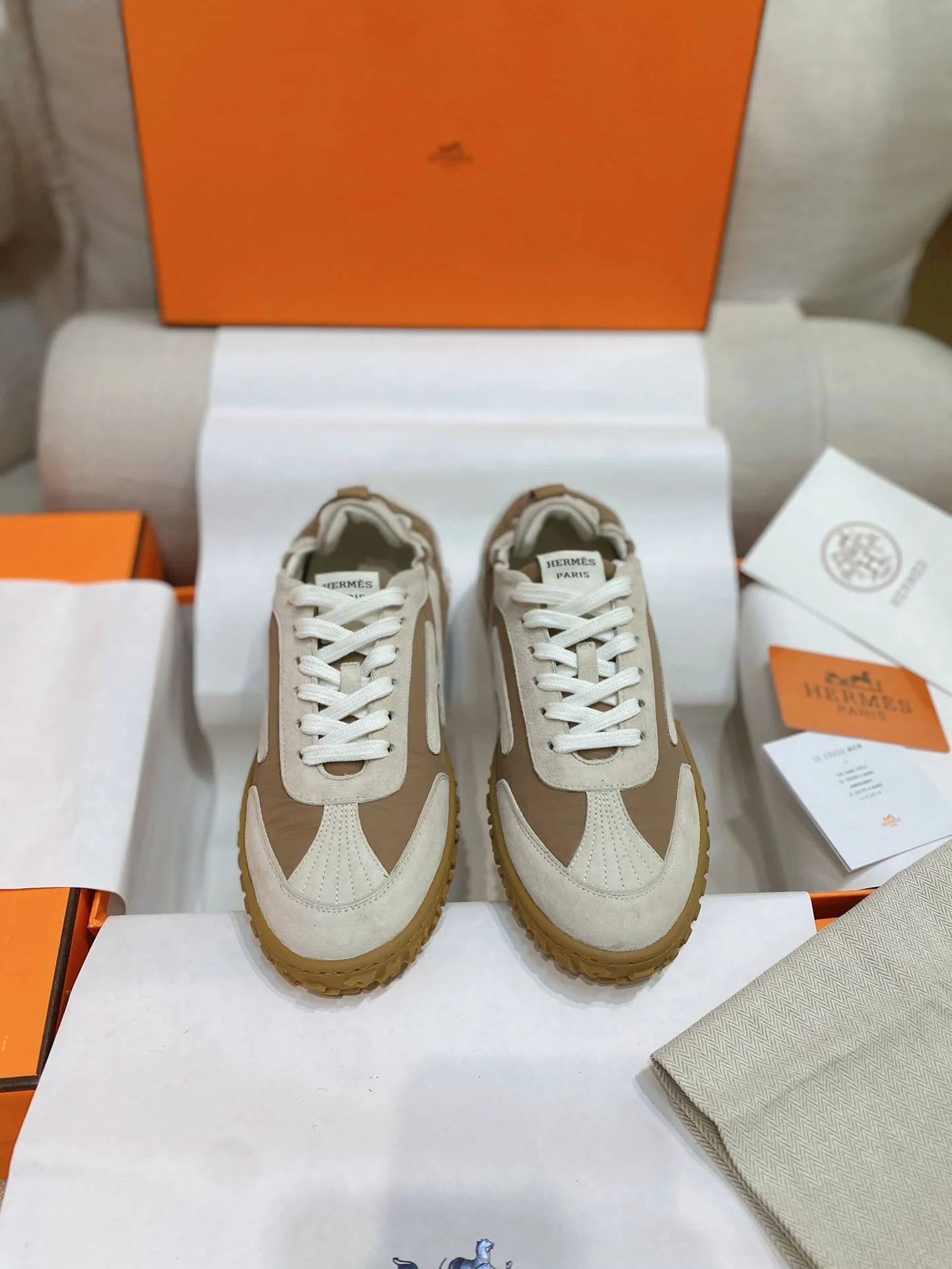 Hermes Low Shoes Colorful 26602