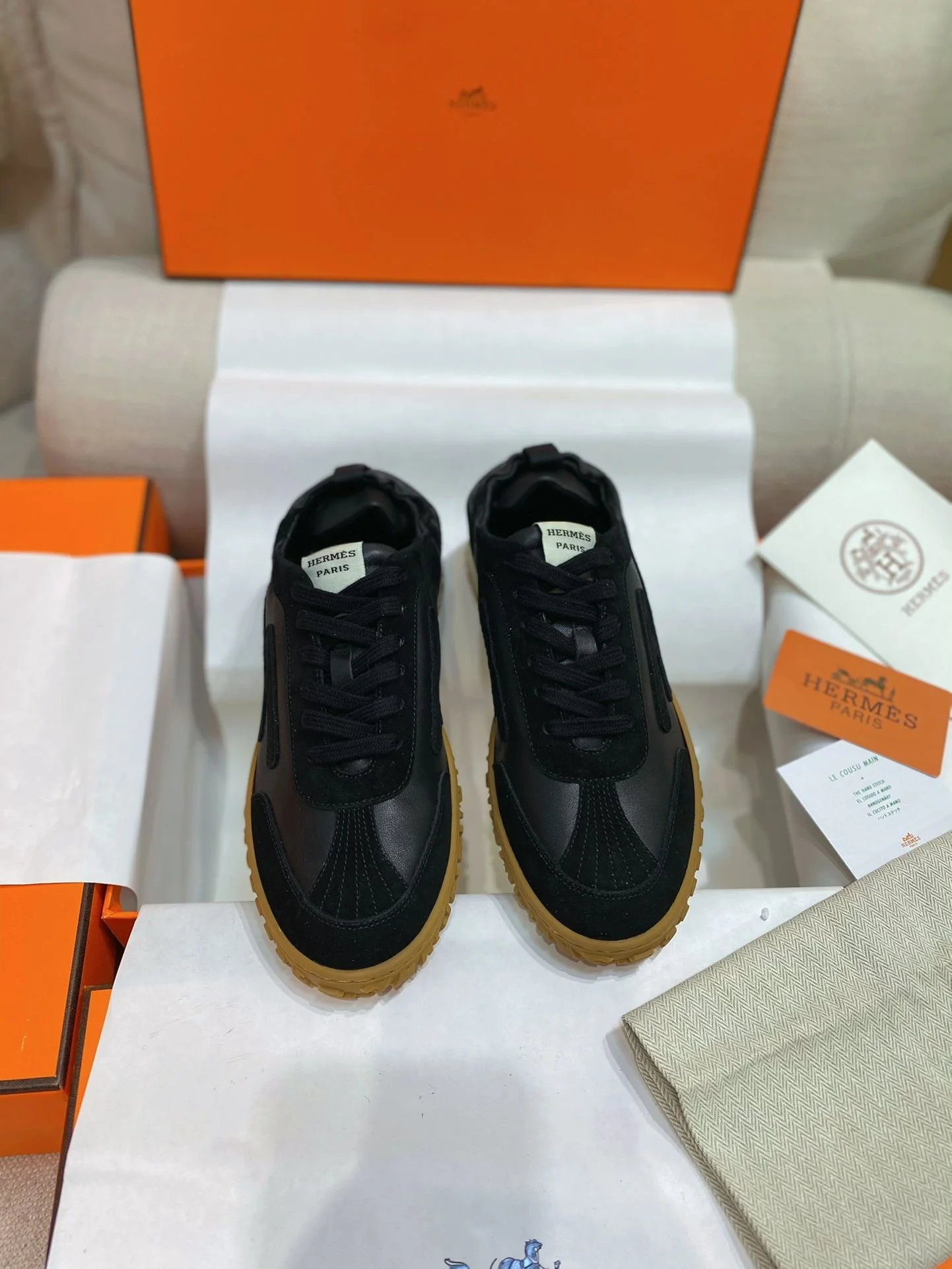 Hermes Low Shoes Minimalist 26589