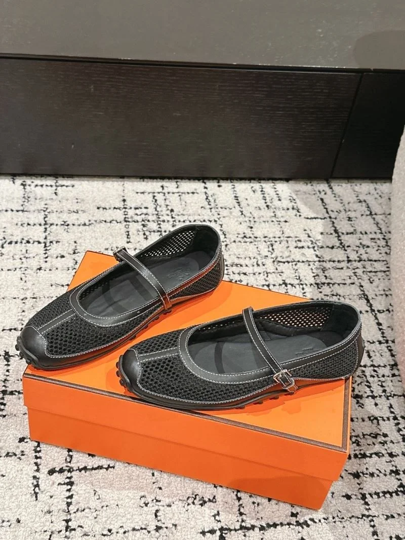 SmoothTexture Hermes Low Shoes 26576