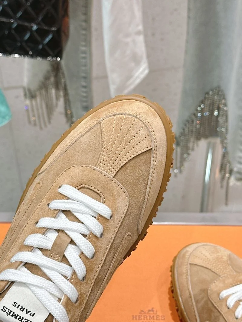 Timeless Hermes Low Shoes 26560