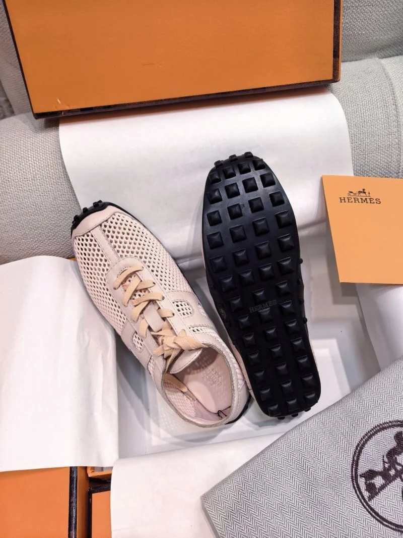 Hermes Low Shoes Bright 26561